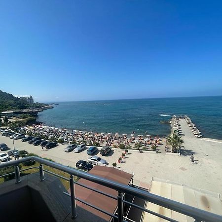 Hotel Ferrara Durrës 外观 照片