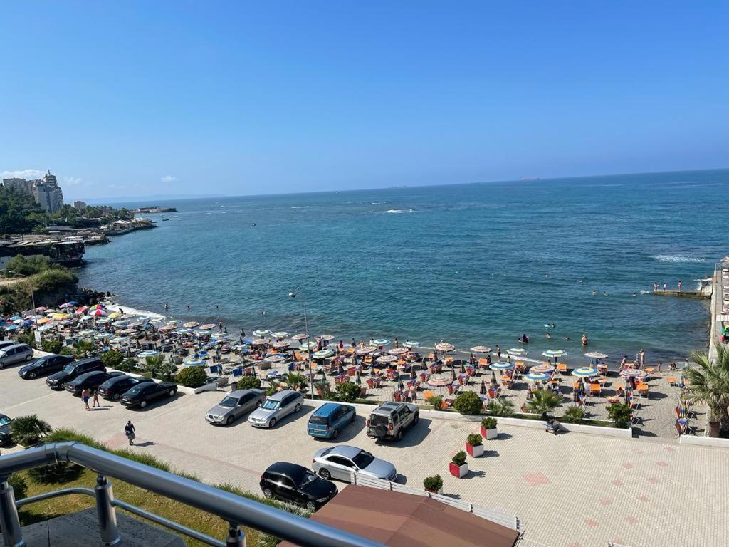 Hotel Ferrara Durrës 外观 照片