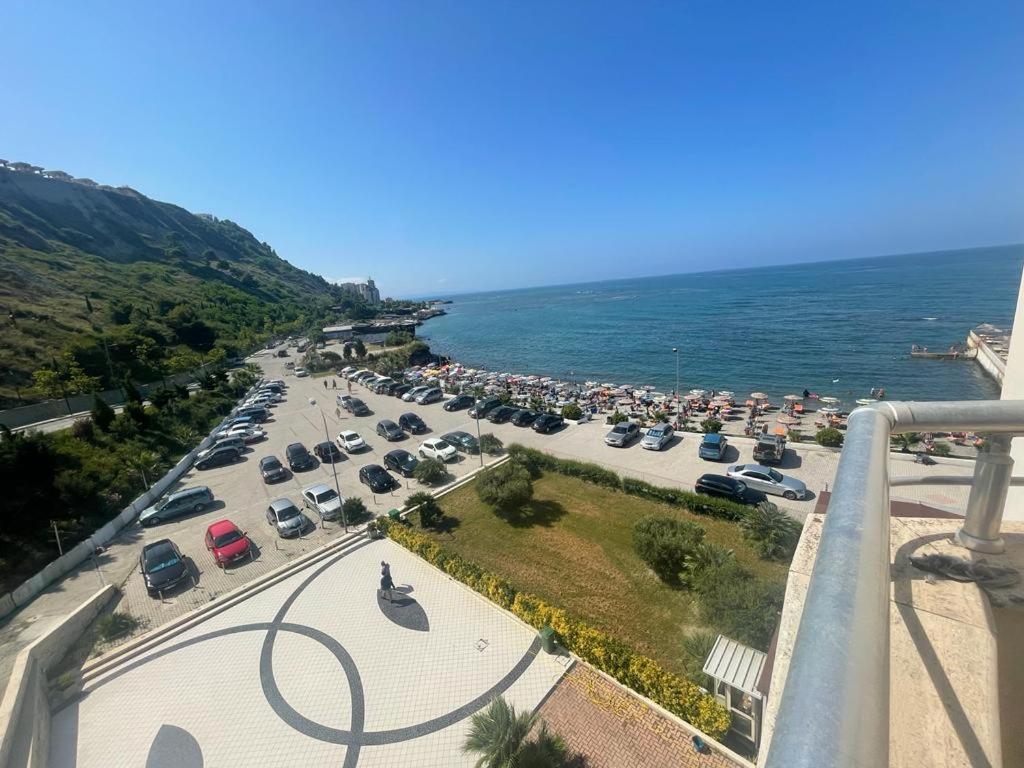 Hotel Ferrara Durrës 外观 照片